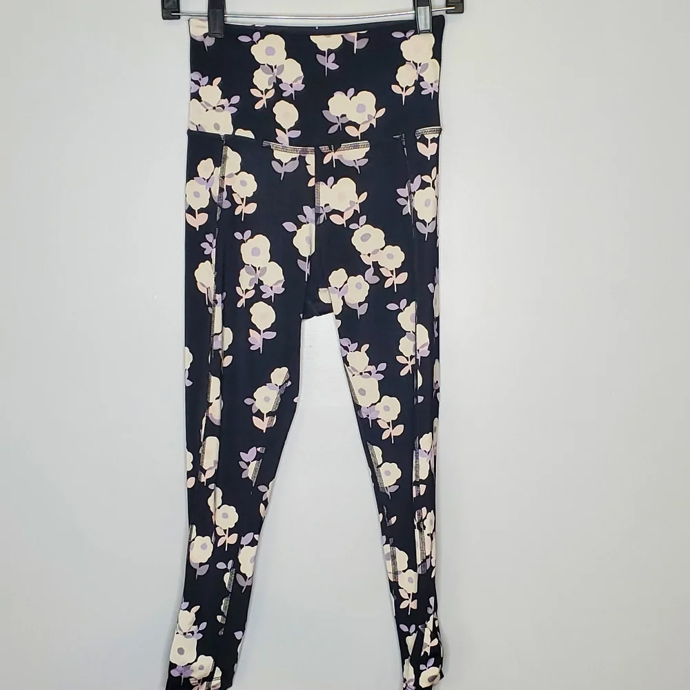 Kate Spade x Beyond Yoga Floral Garden‎ High Waist Legging medium